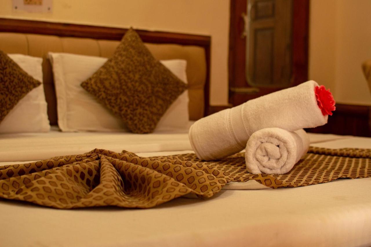 مايالي Hotel Pine Grove-Mall Road المظهر الخارجي الصورة