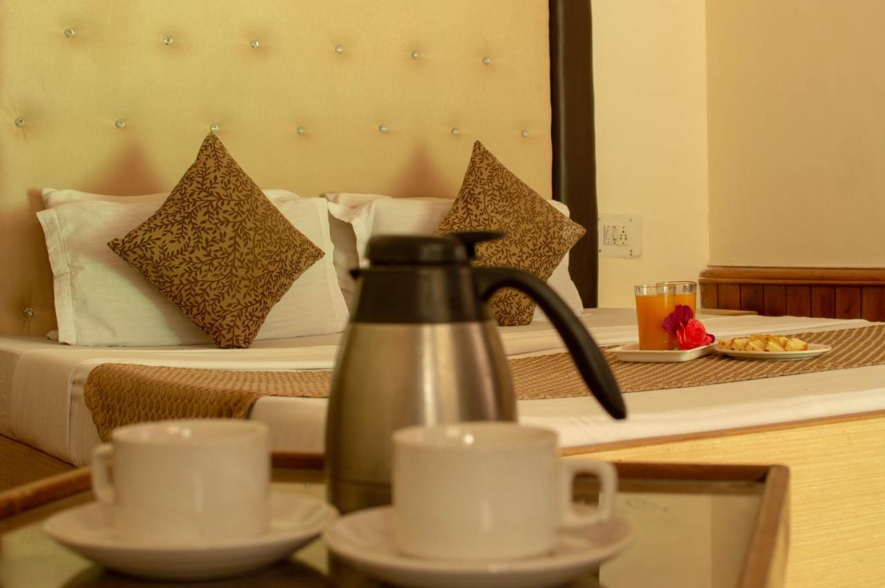 مايالي Hotel Pine Grove-Mall Road المظهر الخارجي الصورة