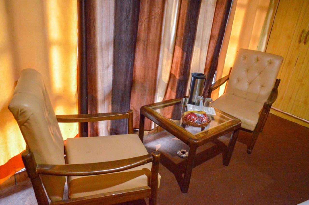 مايالي Hotel Pine Grove-Mall Road المظهر الخارجي الصورة