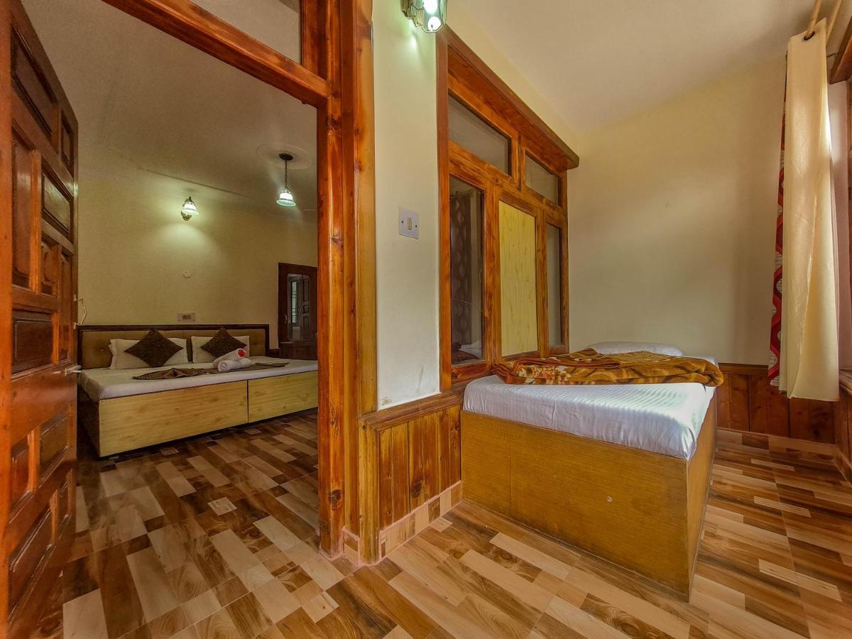 مايالي Hotel Pine Grove-Mall Road المظهر الخارجي الصورة