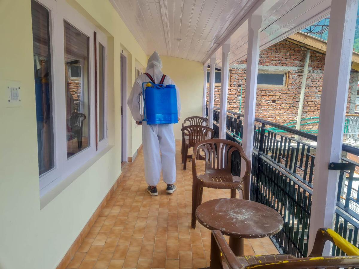 مايالي Hotel Pine Grove-Mall Road المظهر الخارجي الصورة